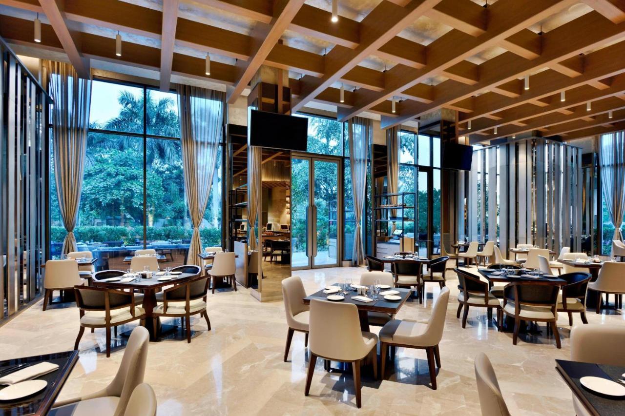 Indore Marriott Hotel Exterior photo